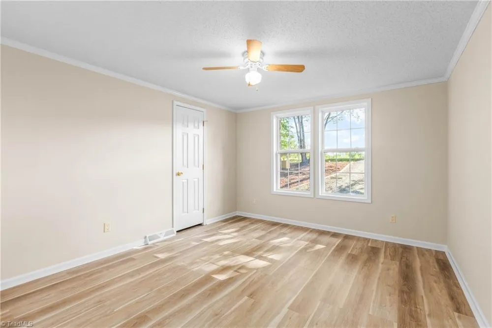 8140 Baux Mountain Road Germanton, NC 27019