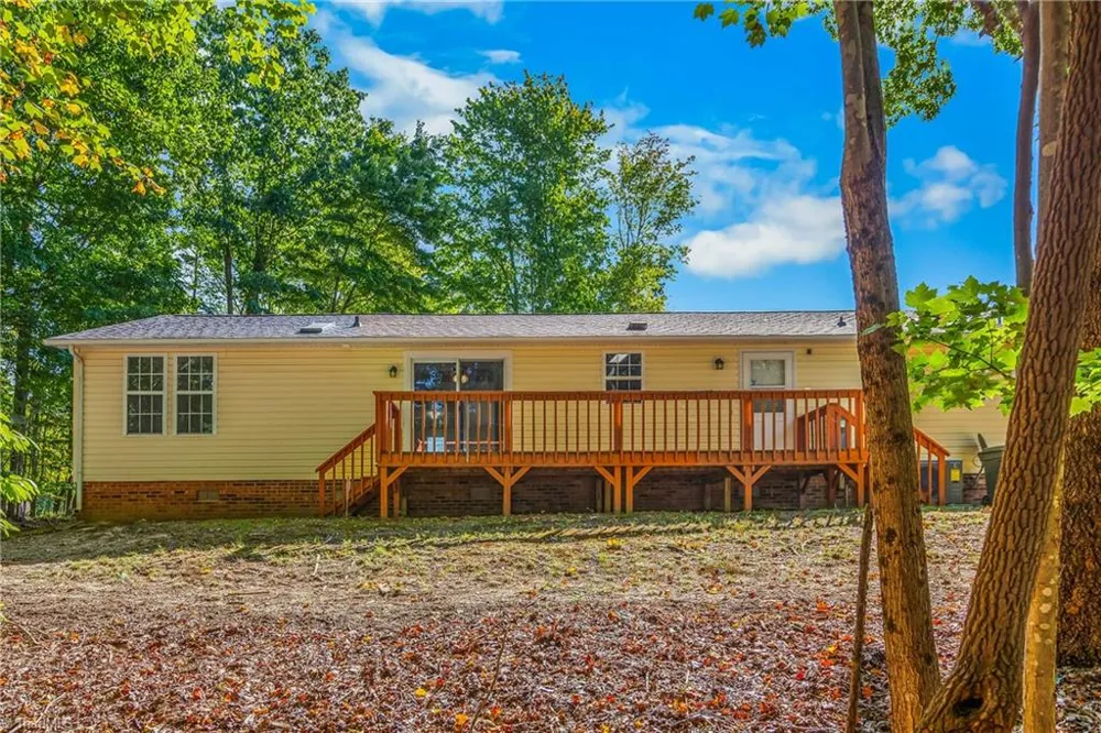 8140 Baux Mountain Road Germanton, NC 27019