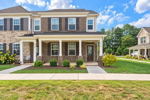 326 Lydia Dr