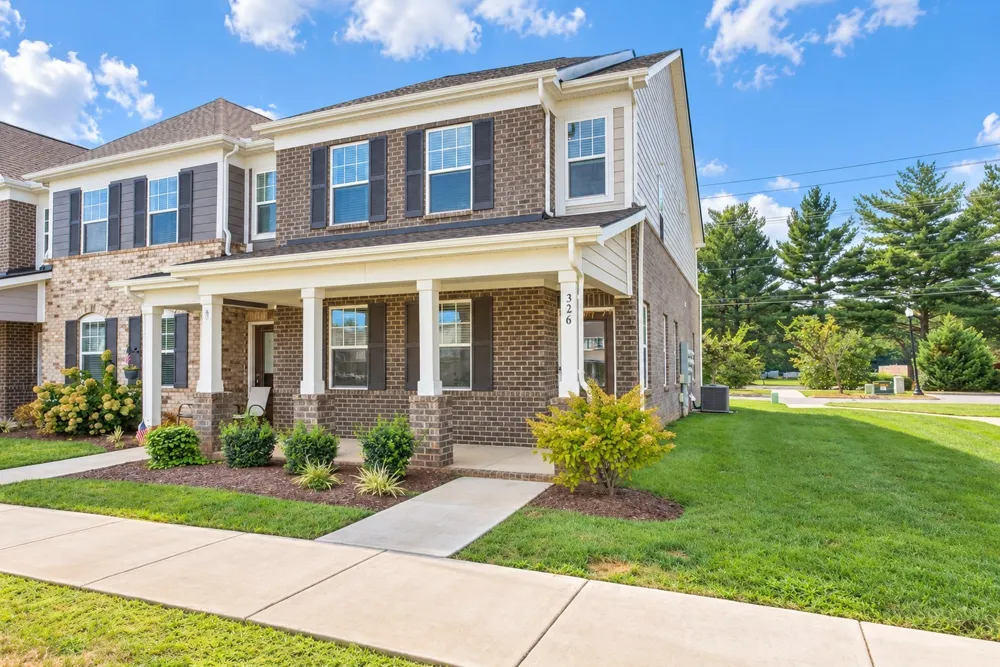 326 Lydia Dr Murfreesboro, TN 37128