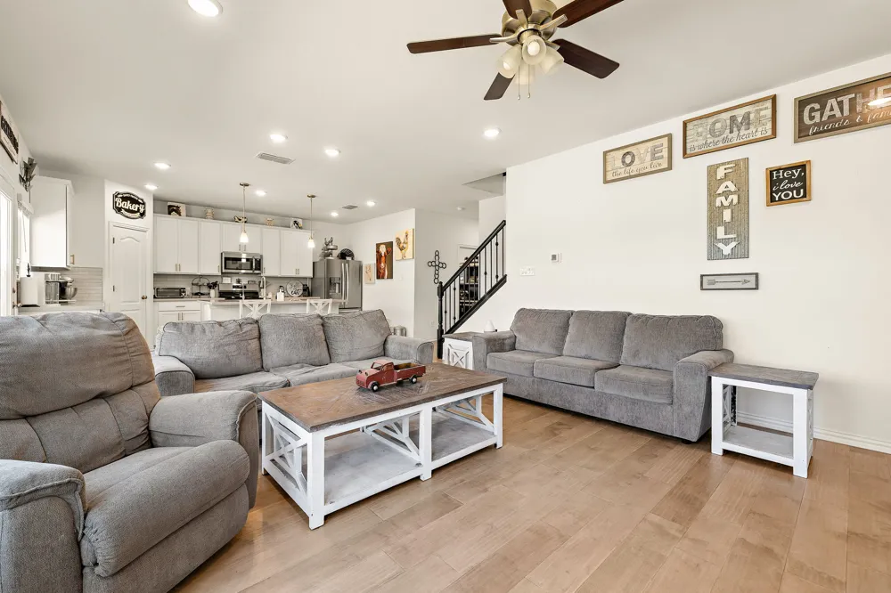 100 Windgate Drive Hutto, TX 78634