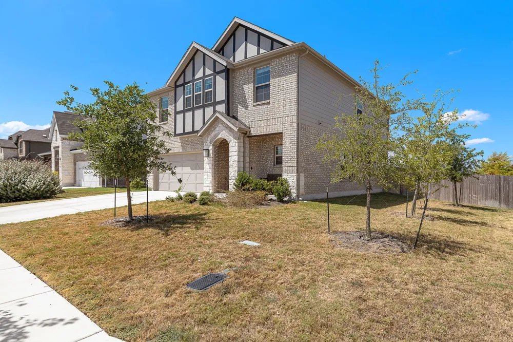 100 Windgate Drive Hutto, TX 78634