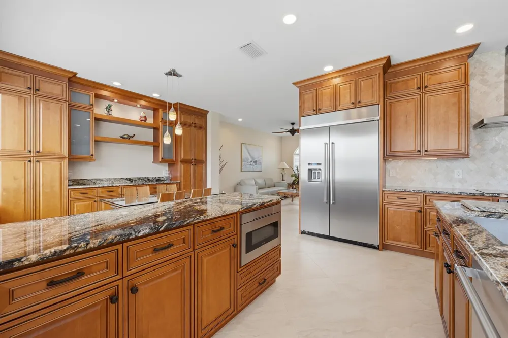 10592 PLAINVIEW CIRCLE Boca Raton, FL 33498