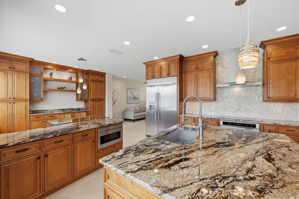 10592 PLAINVIEW CIRCLE Boca Raton, FL 33498