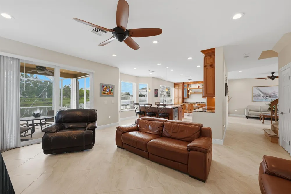 10592 PLAINVIEW CIRCLE Boca Raton, FL 33498
