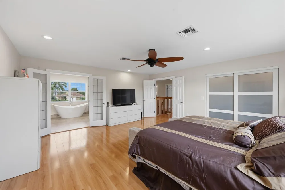 10592 PLAINVIEW CIRCLE Boca Raton, FL 33498