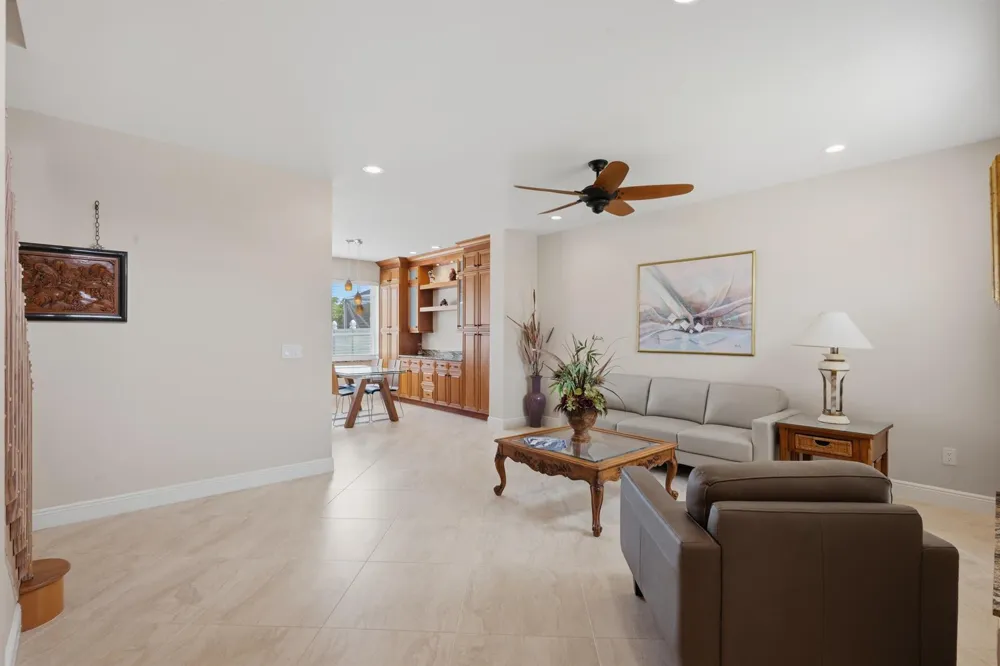 10592 PLAINVIEW CIRCLE Boca Raton, FL 33498