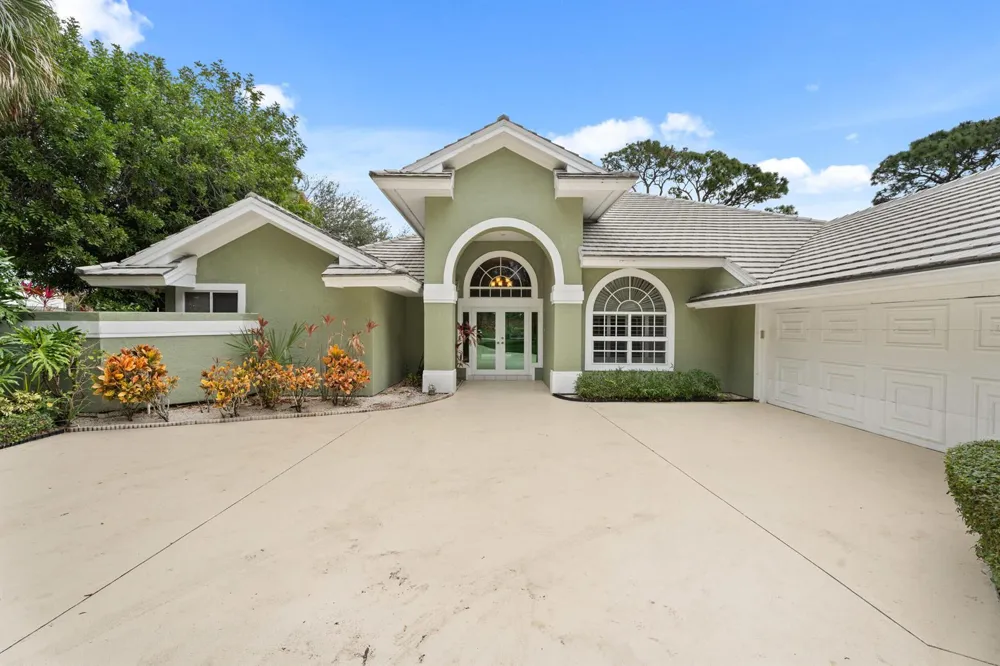6581 SE Baltusrol Terrace Stuart, FL 34997