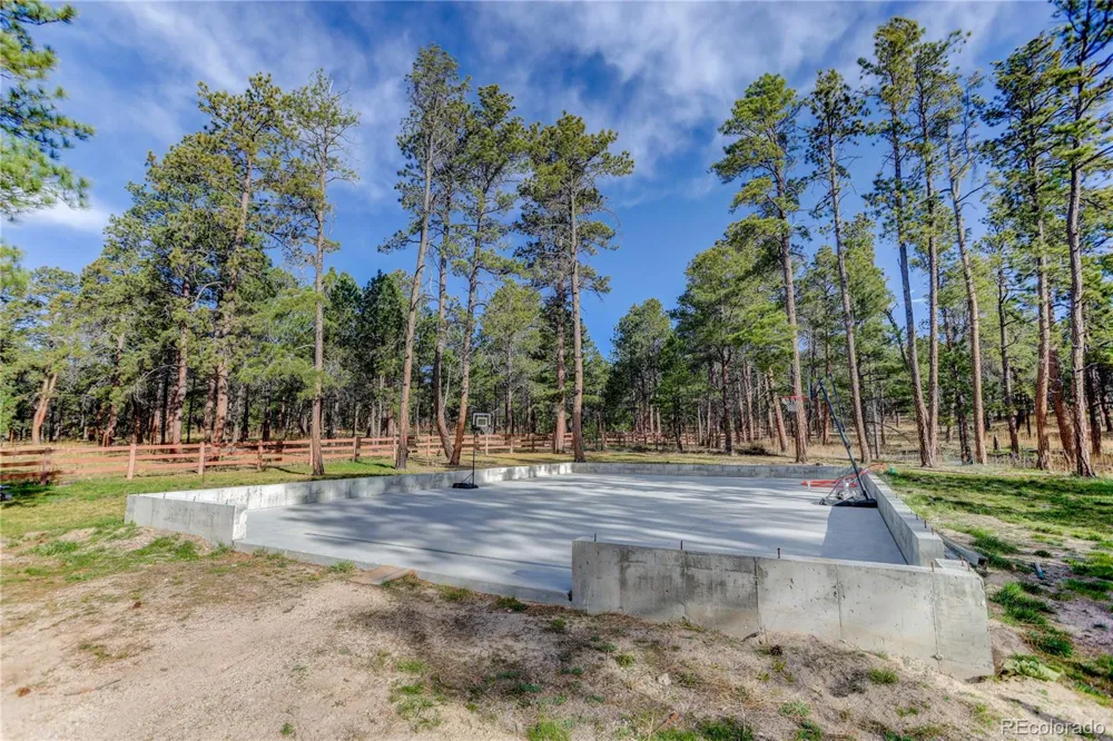 9920 Hodgen Road Colorado Springs, CO 80908