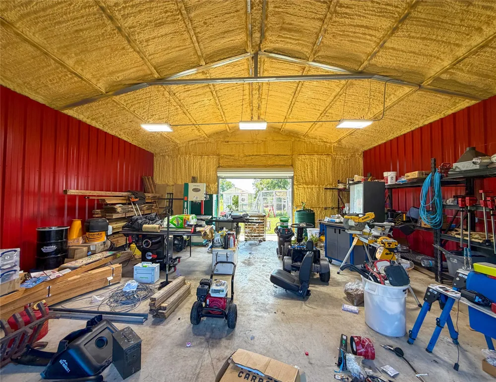 2067 County Road 3620 Lovelady, TX 75851