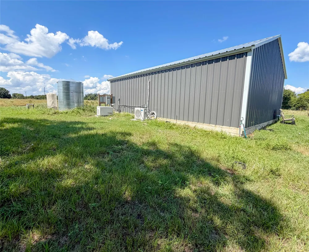 2067 County Road 3620 Lovelady, TX 75851