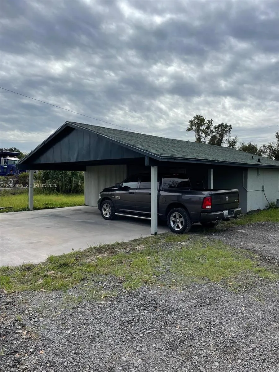 600 RING RD Orlando, FL 32811