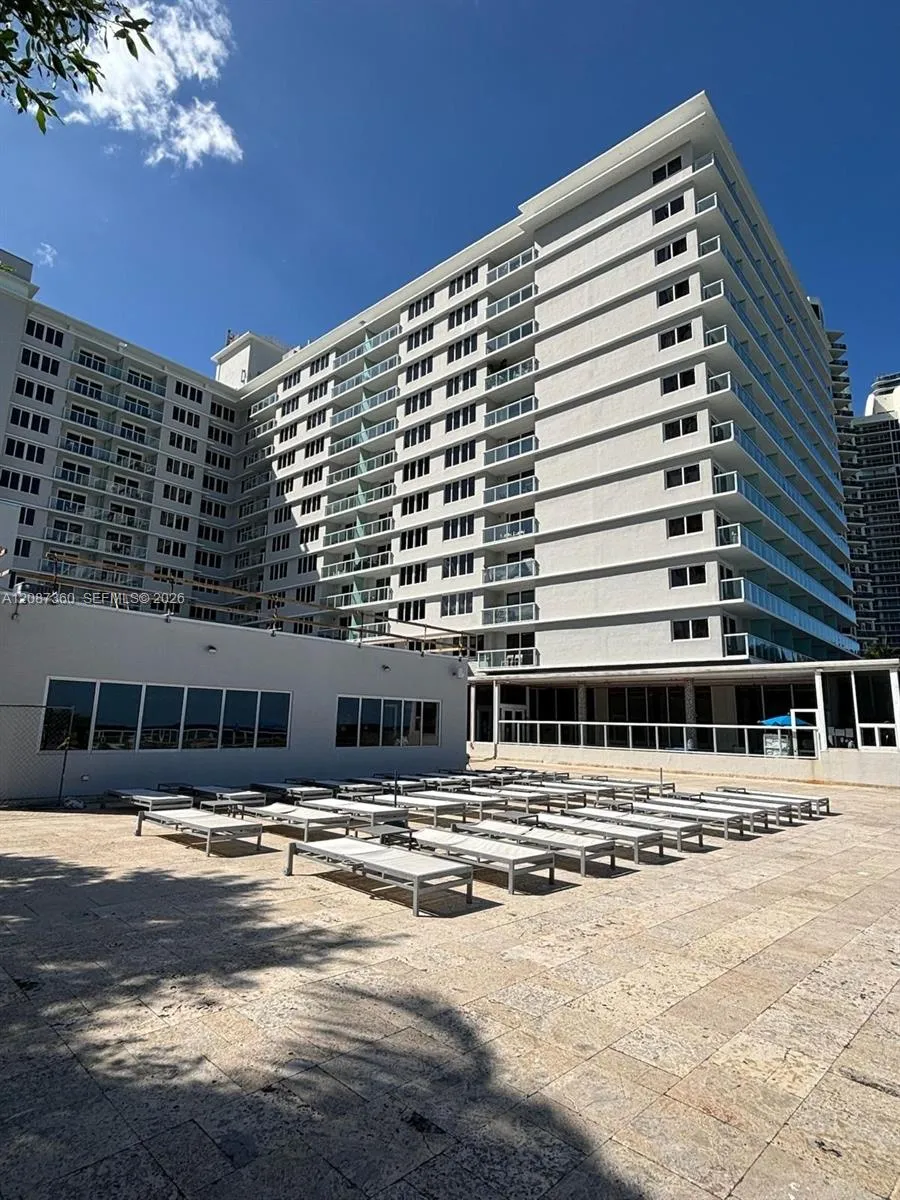 19201 Collins Ave #747 Sunny Isles Beach, FL 33160