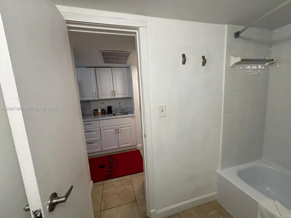 19201 Collins Ave #747 Sunny Isles Beach, FL 33160