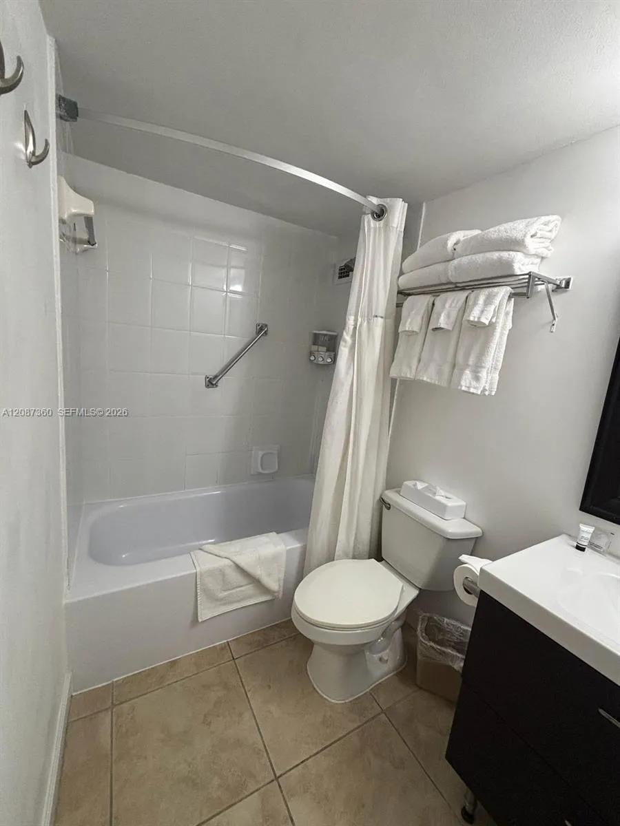 19201 Collins Ave #747 Sunny Isles Beach, FL 33160