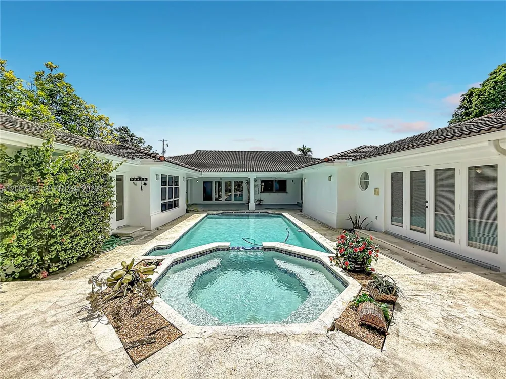 7790 SW 91st Ave Miami, FL 33173