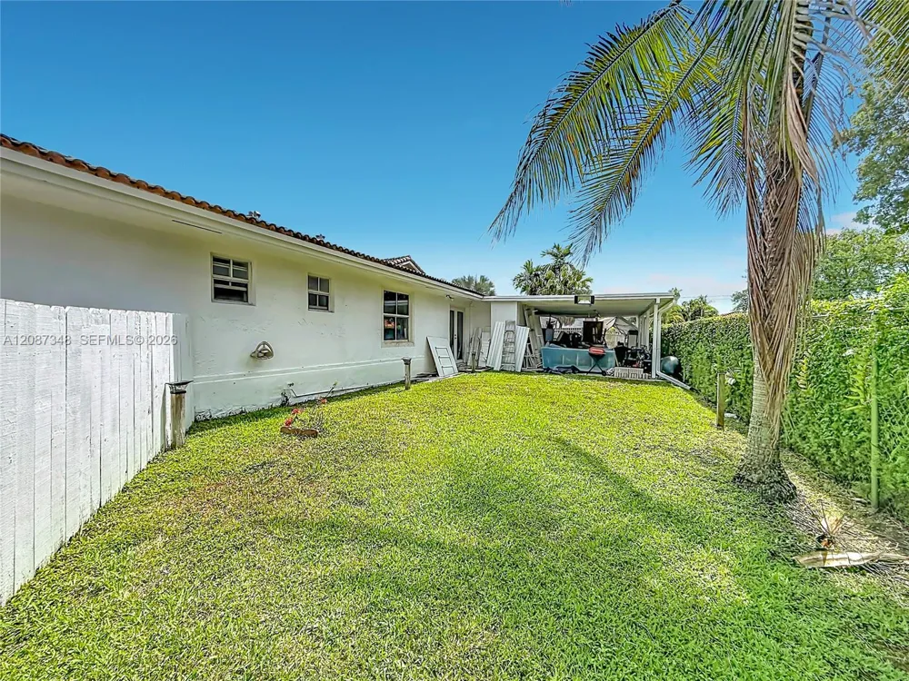 7790 SW 91st Ave Miami, FL 33173