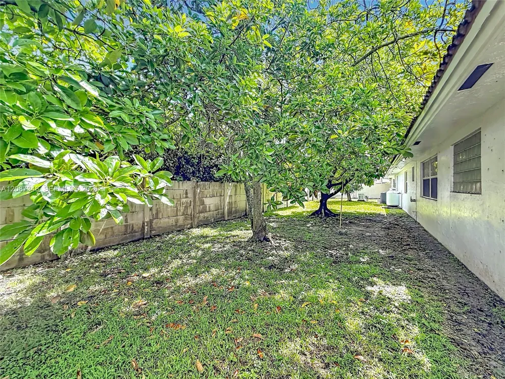7790 SW 91st Ave Miami, FL 33173