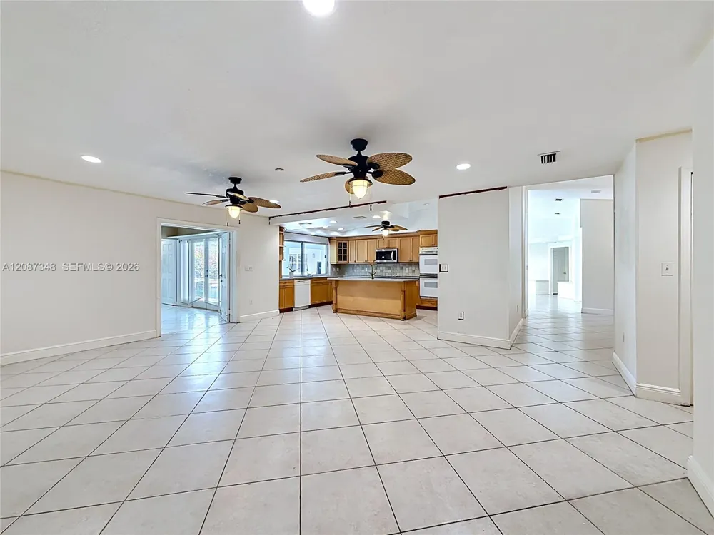 7790 SW 91st Ave Miami, FL 33173