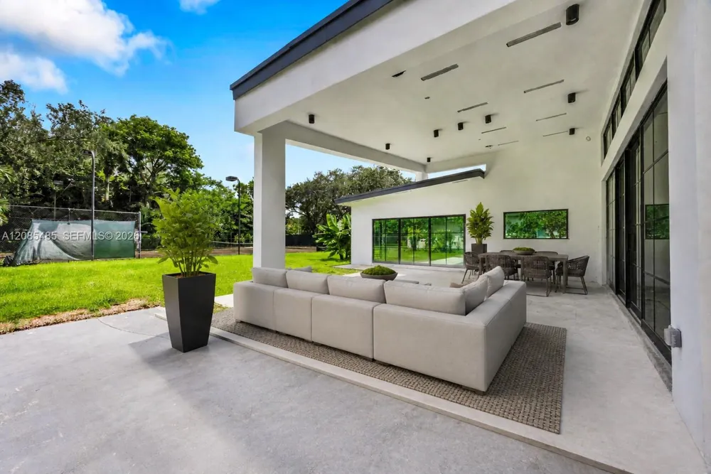 7885 SW 117th St Pinecrest, FL 33156