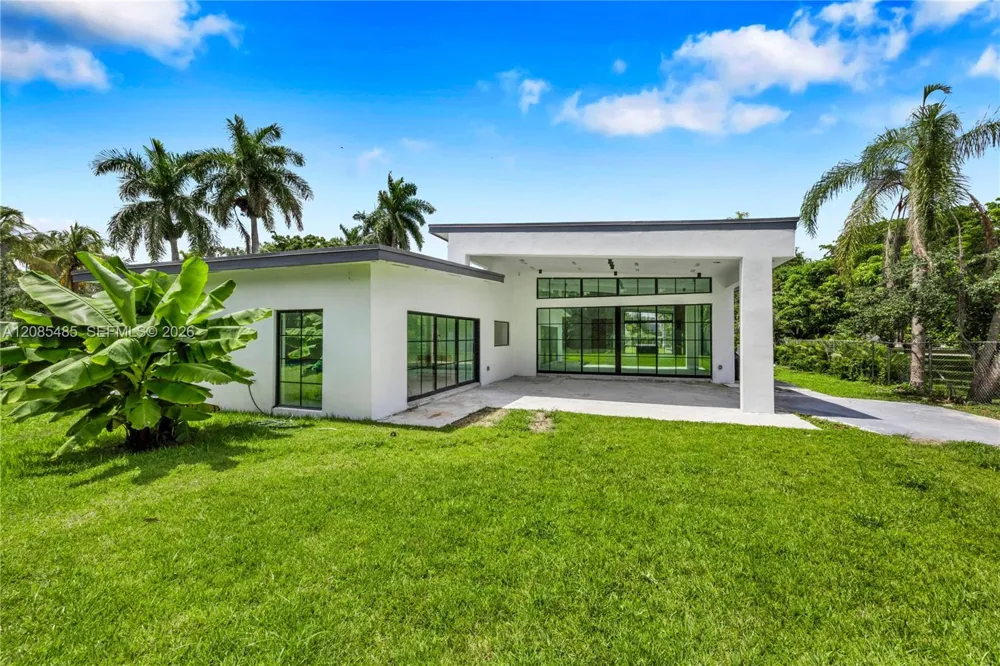 7885 SW 117th St Pinecrest, FL 33156