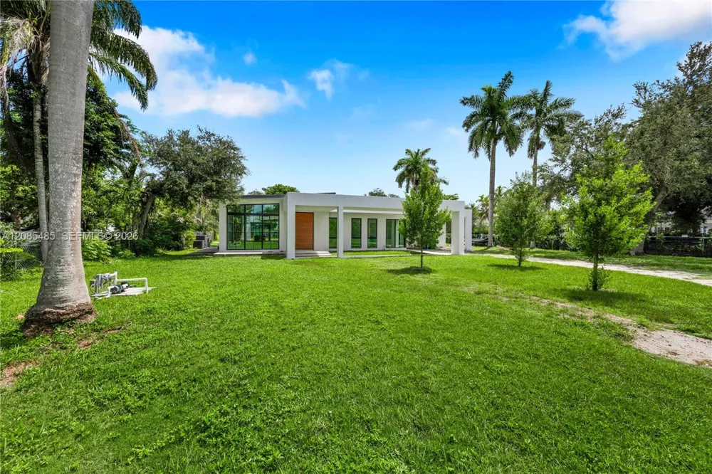 7885 SW 117th St Pinecrest, FL 33156