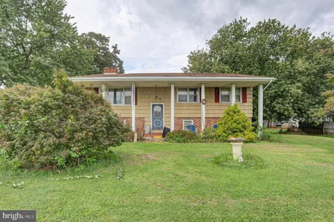 279 HIGH ROAD