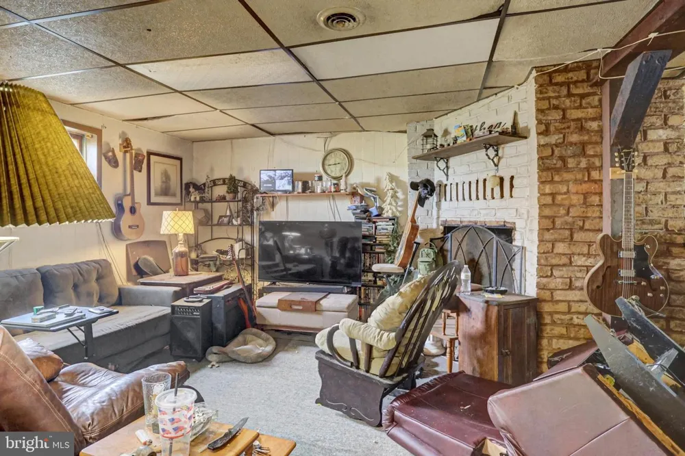 279 HIGH ROAD Shippensburg, PA 17257