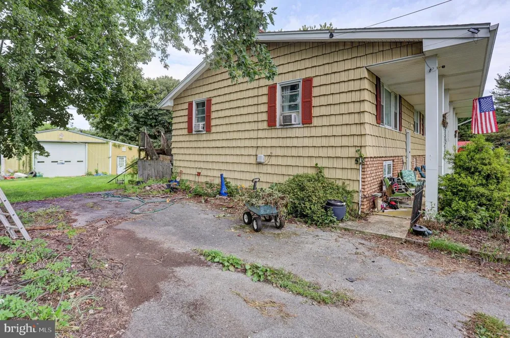 279 HIGH ROAD Shippensburg, PA 17257