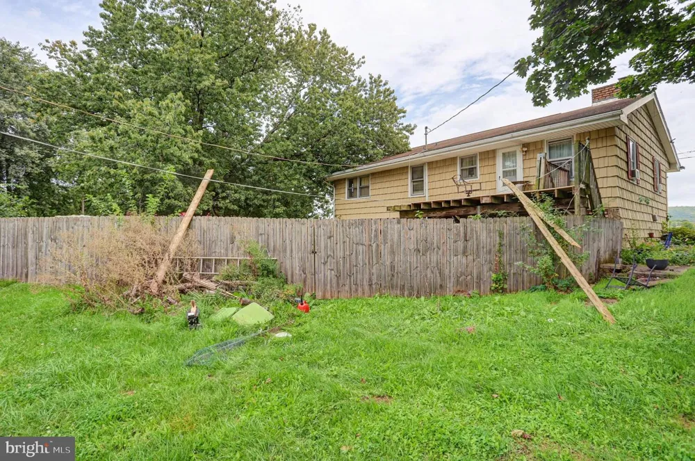 279 HIGH ROAD Shippensburg, PA 17257