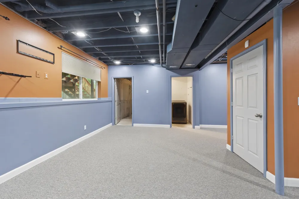 7403 Pine Creek Trail Waterford, MI 48327