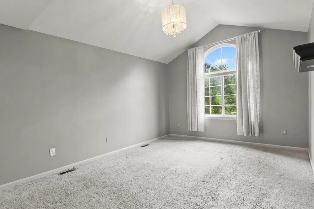 7403 Pine Creek Trail Waterford, MI 48327