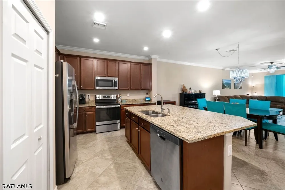 Woodhurst Drive Naples, FL 34120