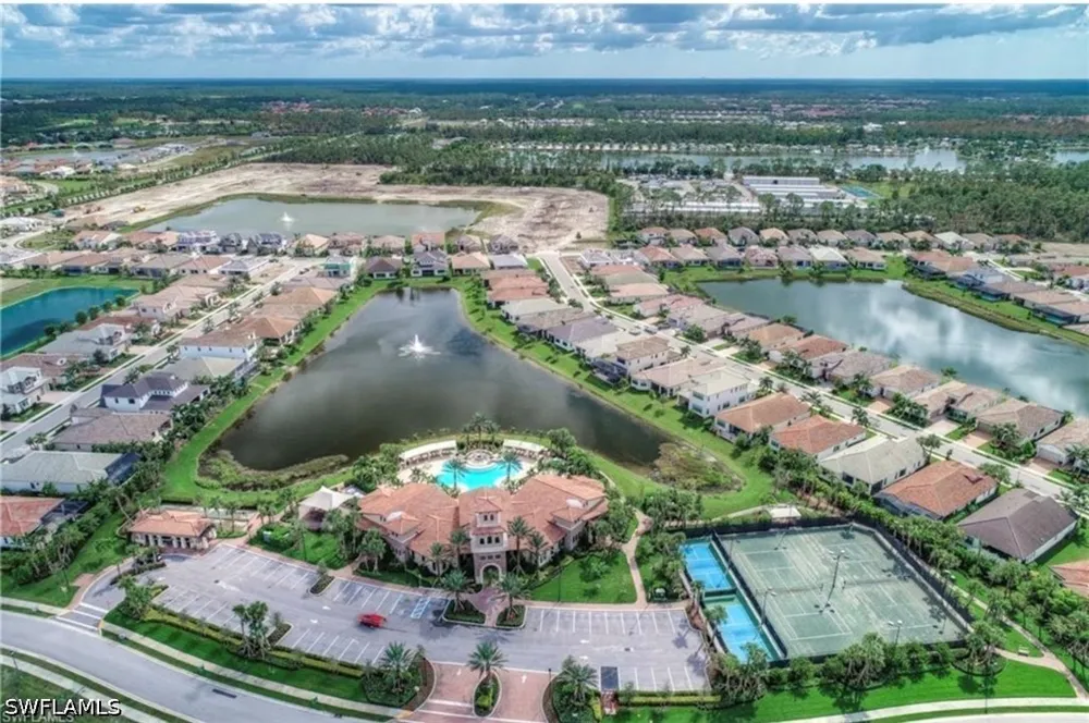 Woodhurst Drive Naples, FL 34120