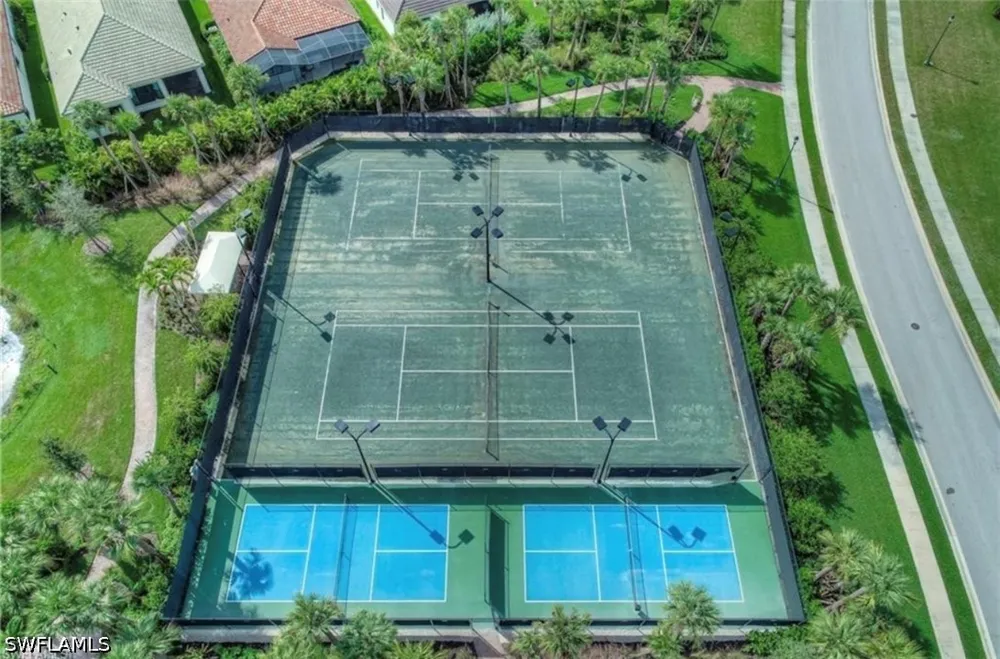 Woodhurst Drive Naples, FL 34120