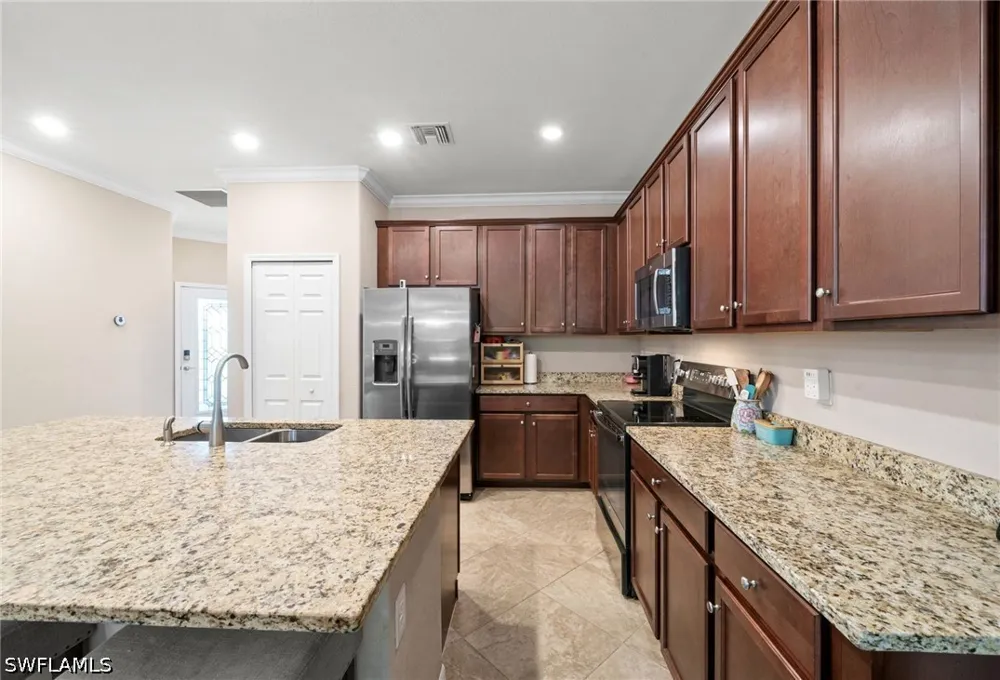 Woodhurst Drive Naples, FL 34120