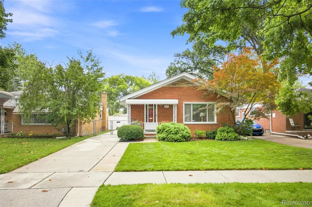 3921 Harding Street Dearborn Heights City, MI 48125