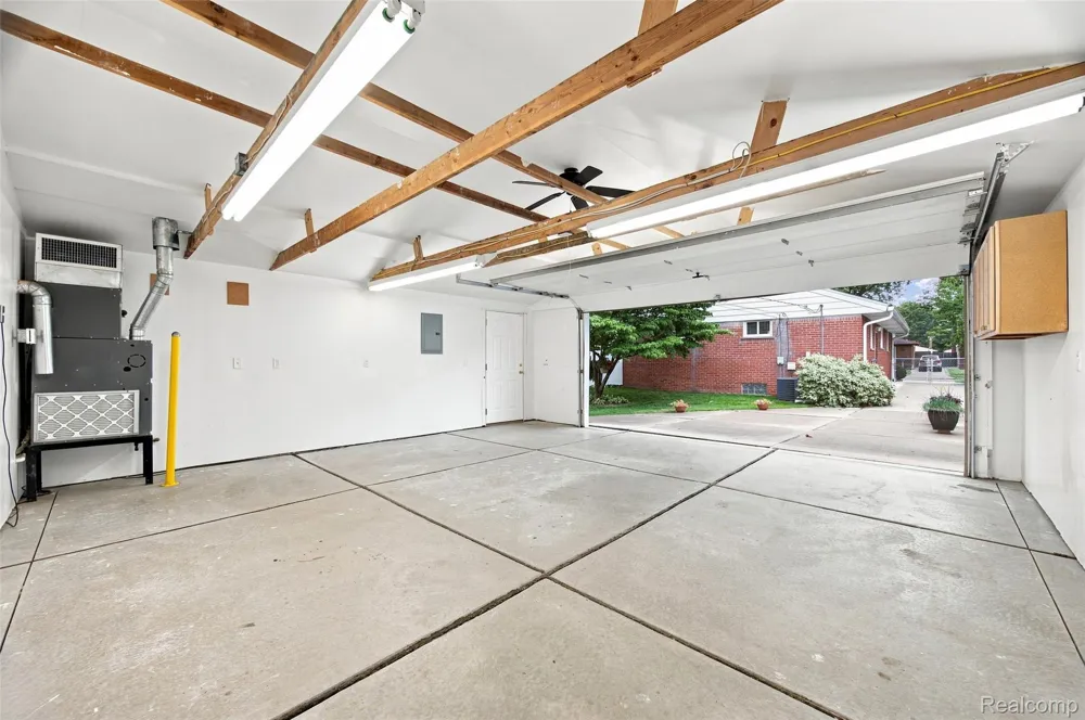 3921 Harding Street Dearborn Heights City, MI 48125