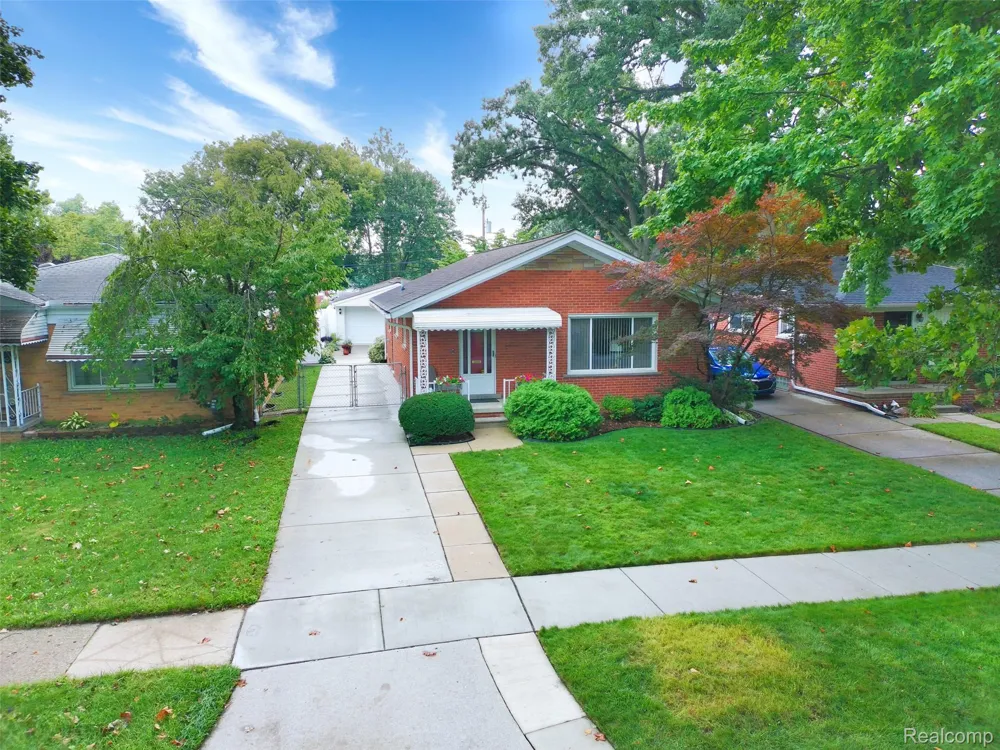 3921 Harding Street Dearborn Heights City, MI 48125