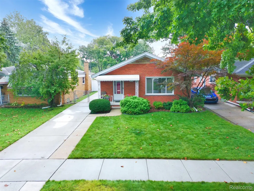 3921 Harding Street Dearborn Heights City, MI 48125