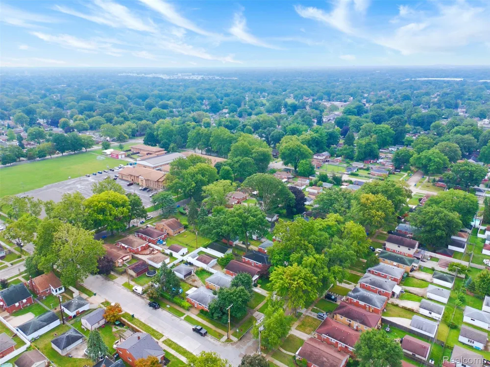 3921 Harding Street Dearborn Heights City, MI 48125