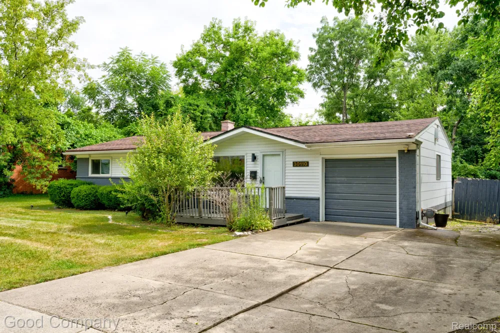30110 Fairfax Street Southfield City, MI 48076
