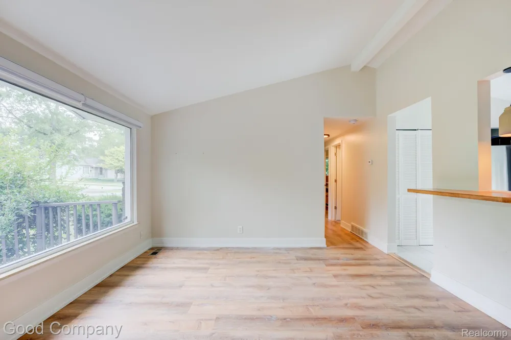 30110 Fairfax Street Southfield City, MI 48076
