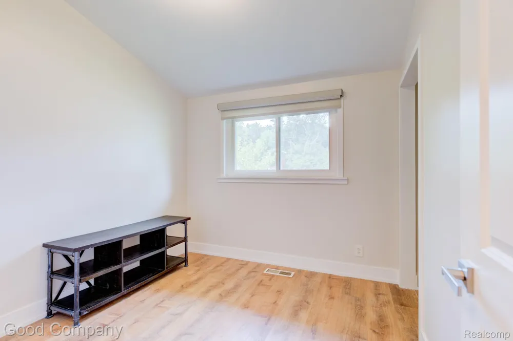 30110 Fairfax Street Southfield City, MI 48076