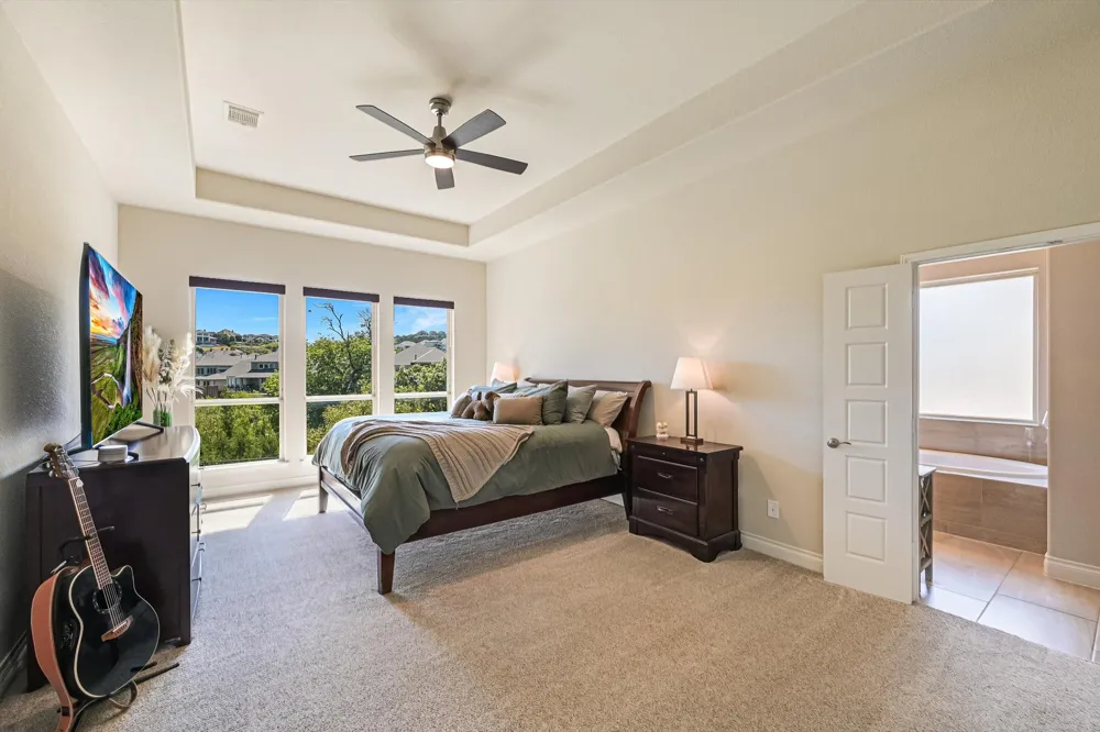 6005 Hewetson Drive Austin, TX 78738