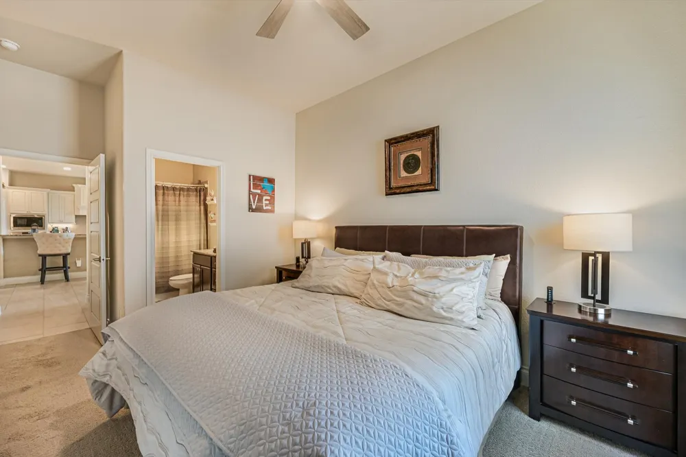 6005 Hewetson Drive Austin, TX 78738