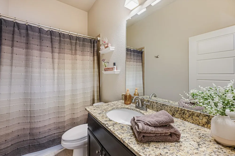 6005 Hewetson Drive Austin, TX 78738