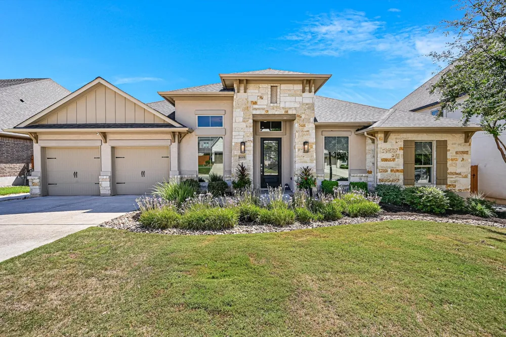 6005 Hewetson Drive Austin, TX 78738