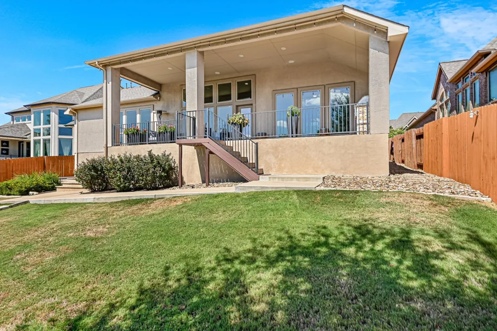 6005 Hewetson Drive Austin, TX 78738