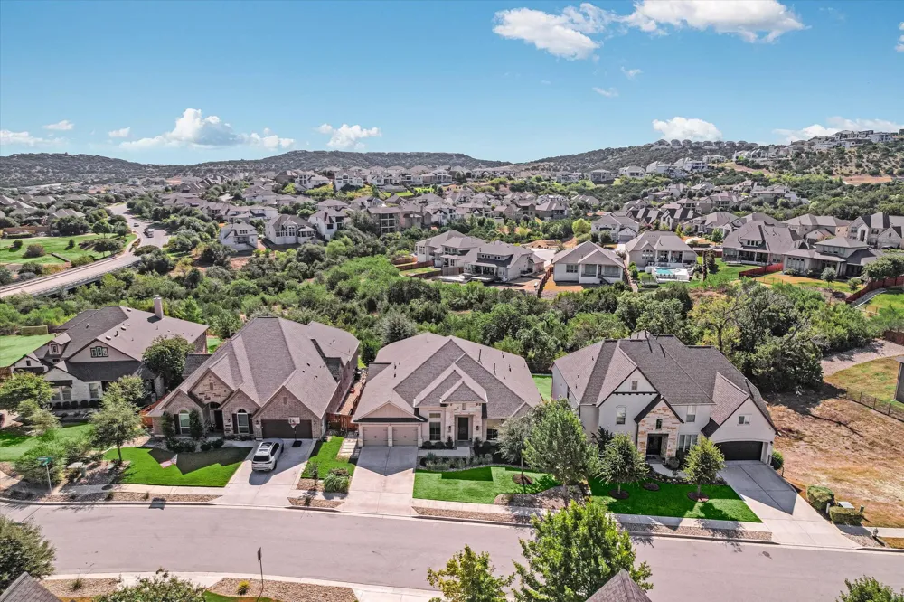 6005 Hewetson Drive Austin, TX 78738